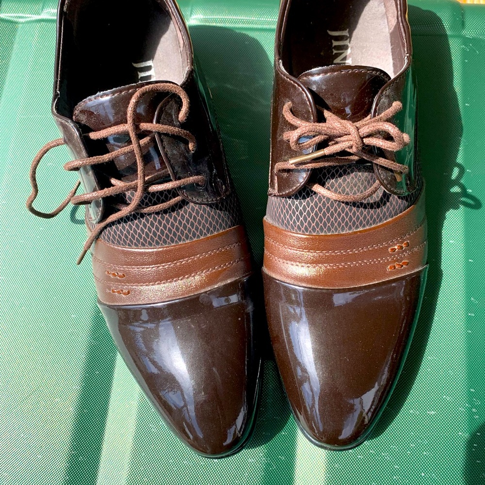 Men’s SHOES - rich Brown (3-tone) look - $30